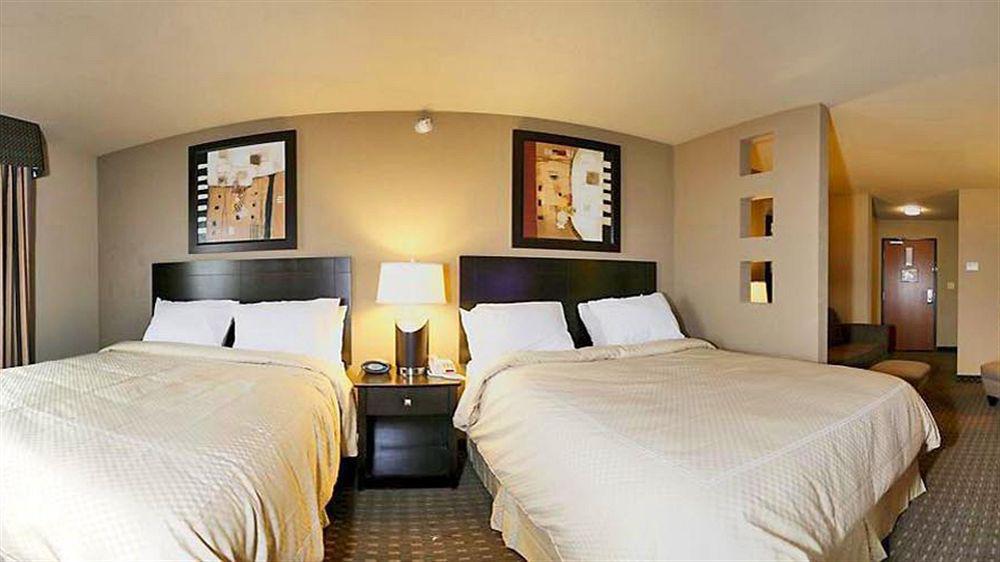 Comfort Suites Hobbs Bagian luar foto